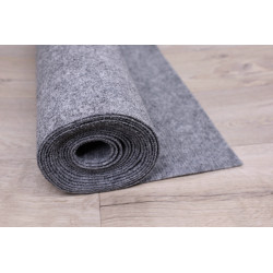 SUPER CENA: Šedý svatební koberec Budget metrážní