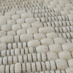 Kusový ručně tkaný koberec Woolen 5 White