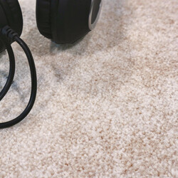 Metrážový koberec Serenade 103