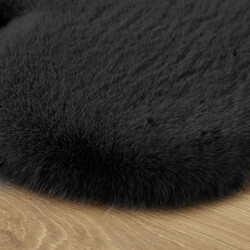 Kusový koberec Cat black (tvar kožešiny)