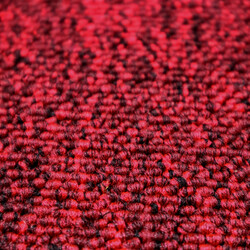 Metrážový koberec Balance 35 červený
