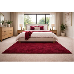 Kusový koberec Eton vínově červený čtverec