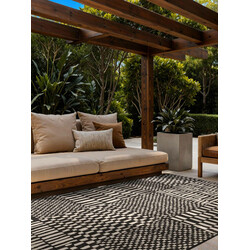 Kusový koberec Ted Baker Haringey 106374 Černá