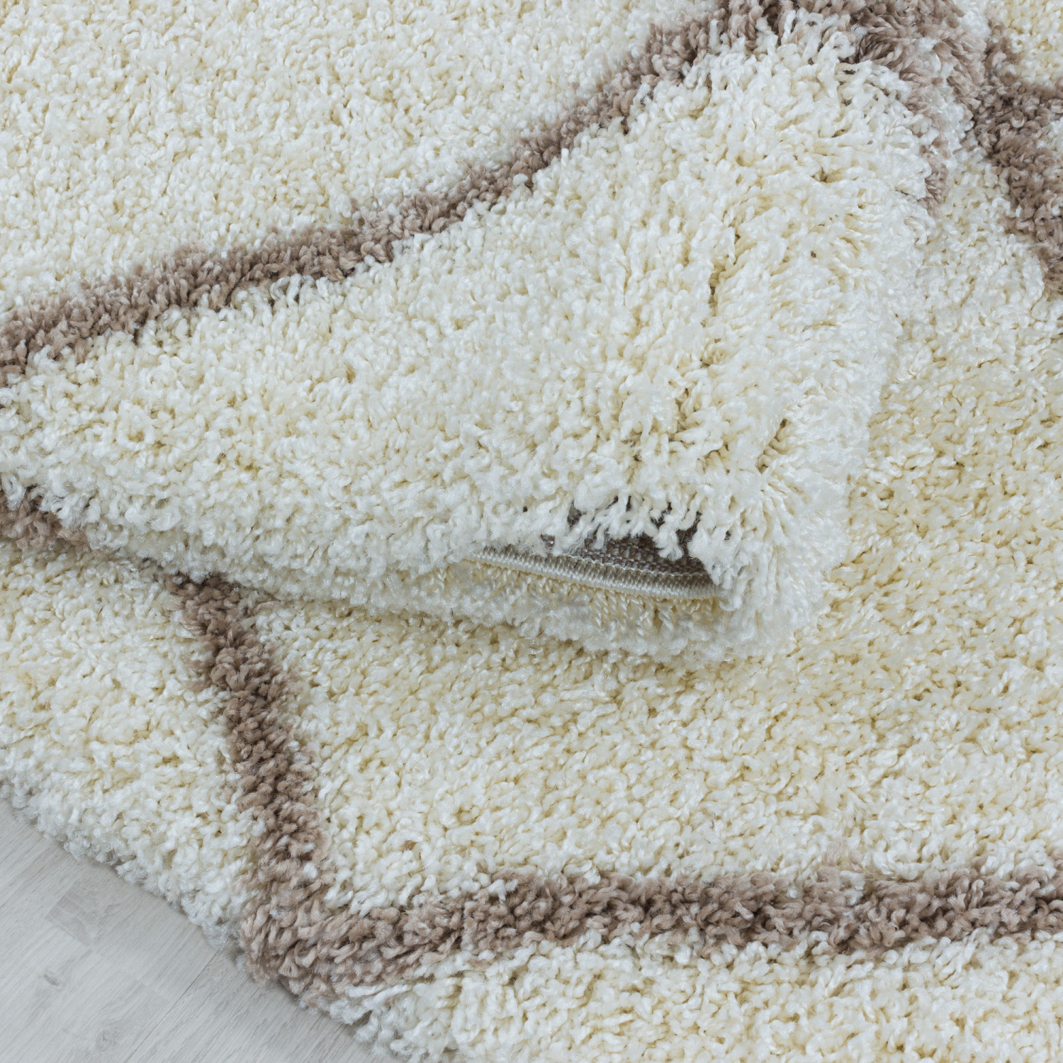 Ayyildiz, Kusový koberec Alvor Shaggy 3401 cream kruh, 200x200 (průměr) kruh, bílá, ložnice