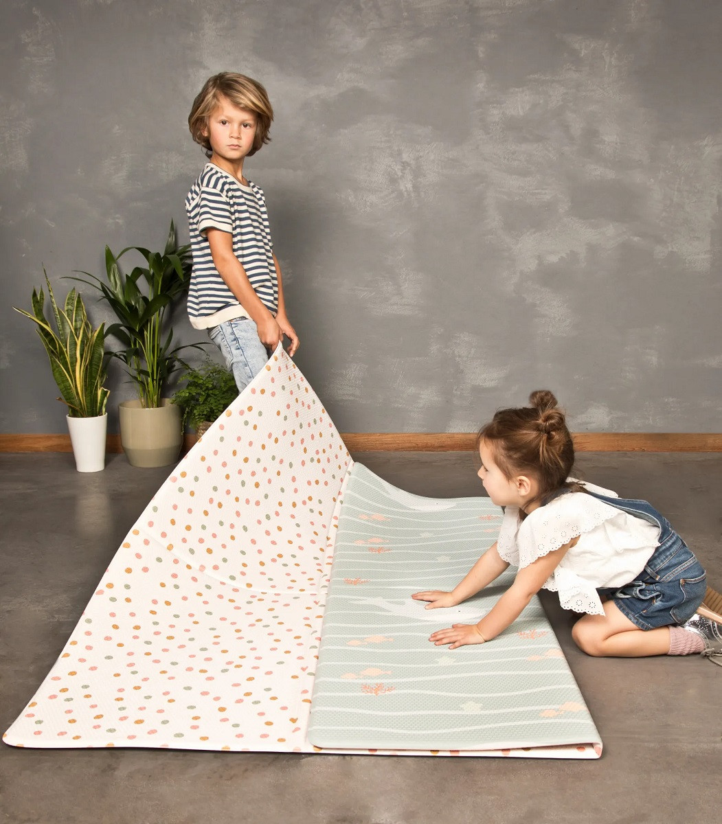Levně Little gem. carpets Dětský pěnový koberec skládací oboustranný – na ven i na doma - 140x140 cm