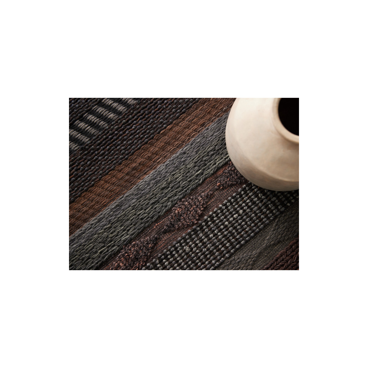 Ručně vázaný kusový koberec Black Melange DE 2006 Multi Colour
