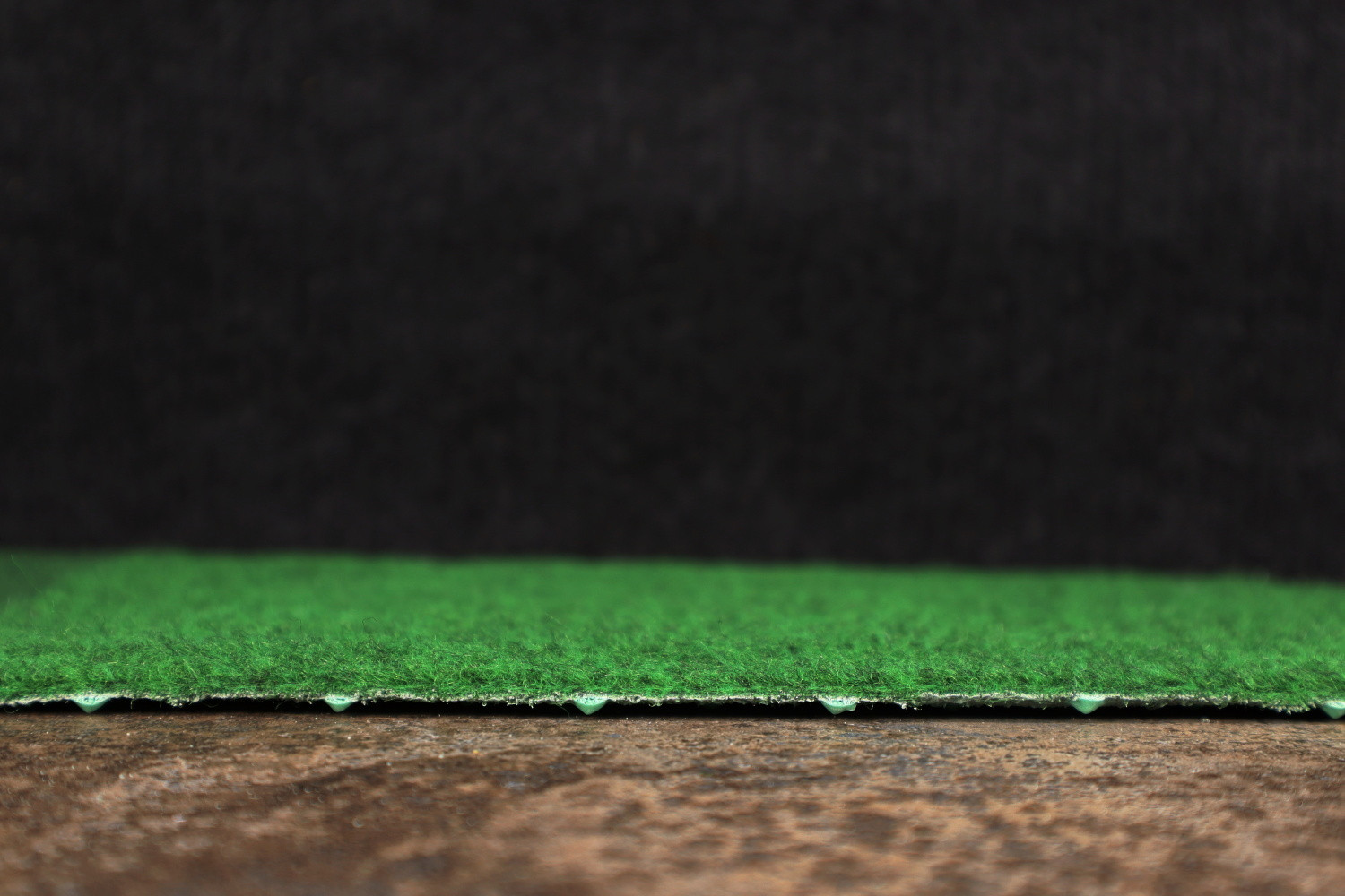 Levně Betap koberce AKCE: 100x120 cm Umělá tráva Wembley zelená - Spodní část s nopy (na pevné podklady) cm