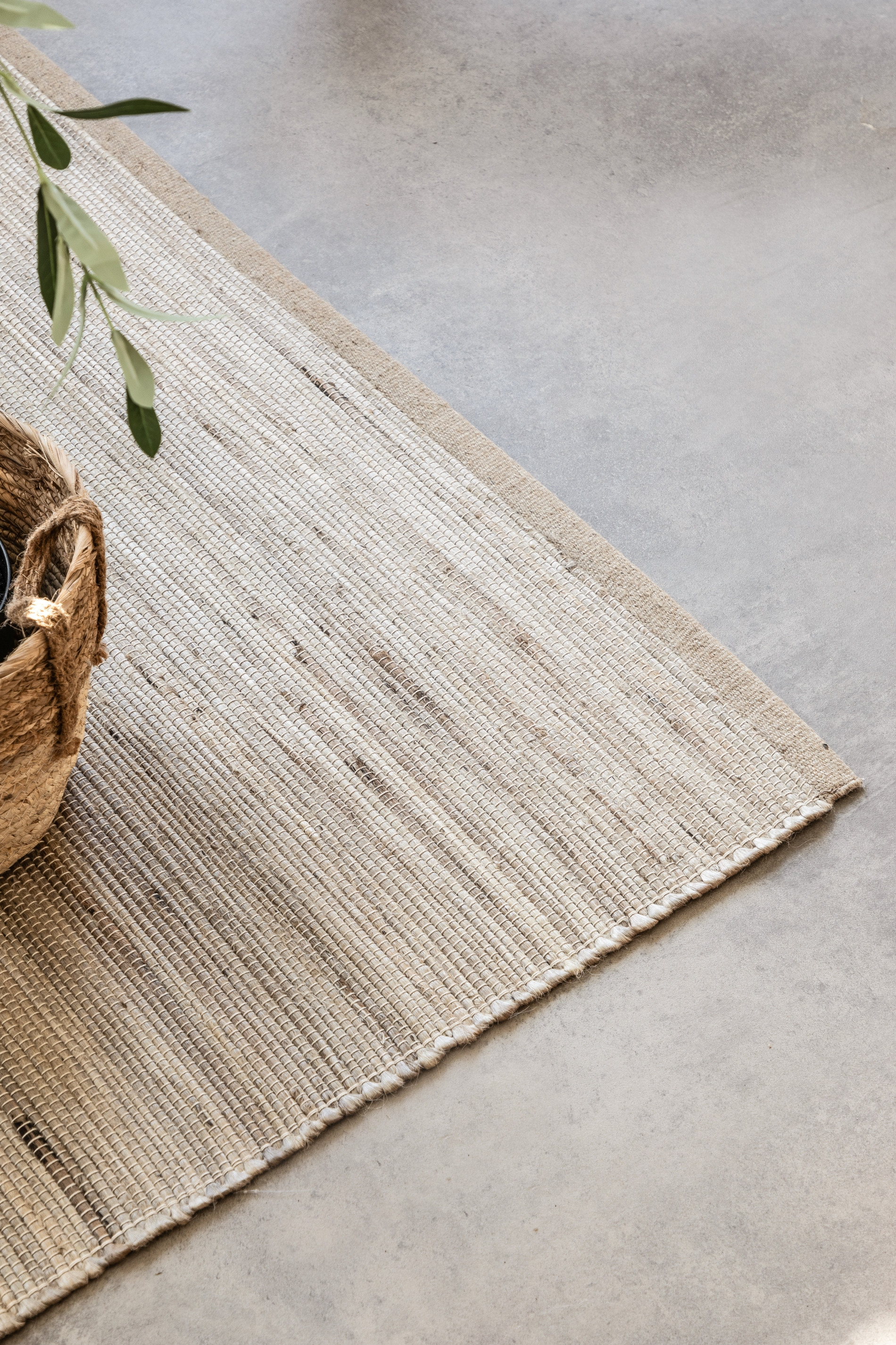 Kusový koberec Handloom 105962 Dhaka Grey Brown