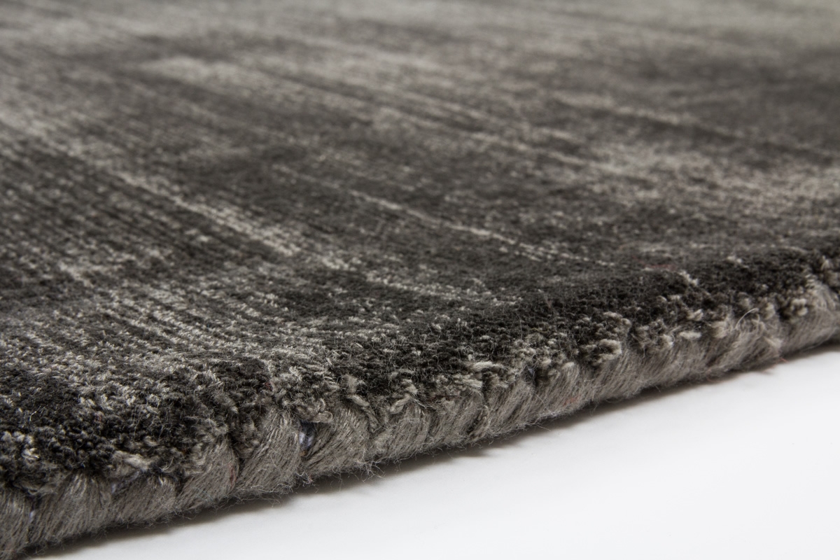 Obsession, Ručně tkaný kusový koberec Maori 220 Anthracite, 140x200, šedá, chodba / předsíň
