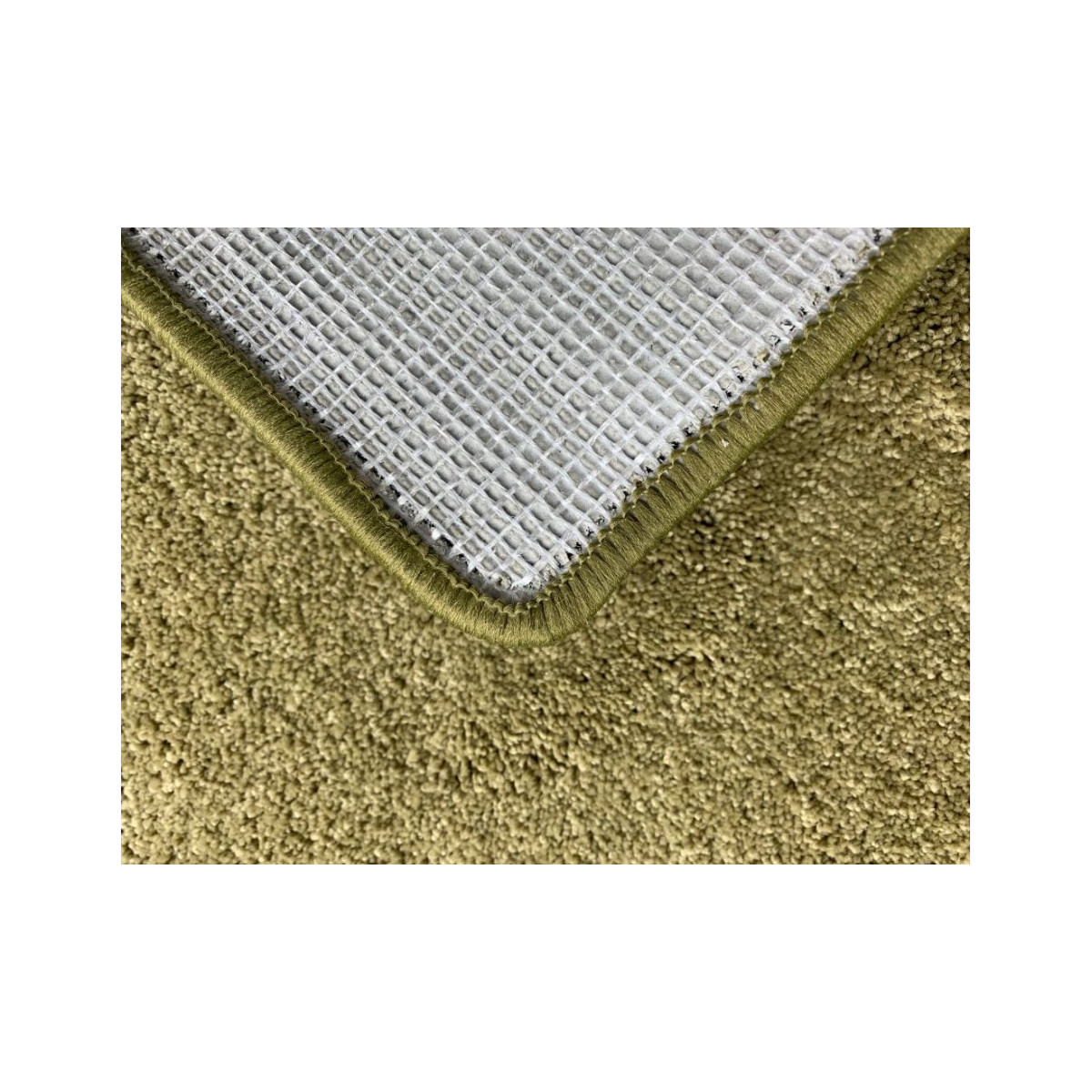 Kusový čtvercový koberec Udine zelený