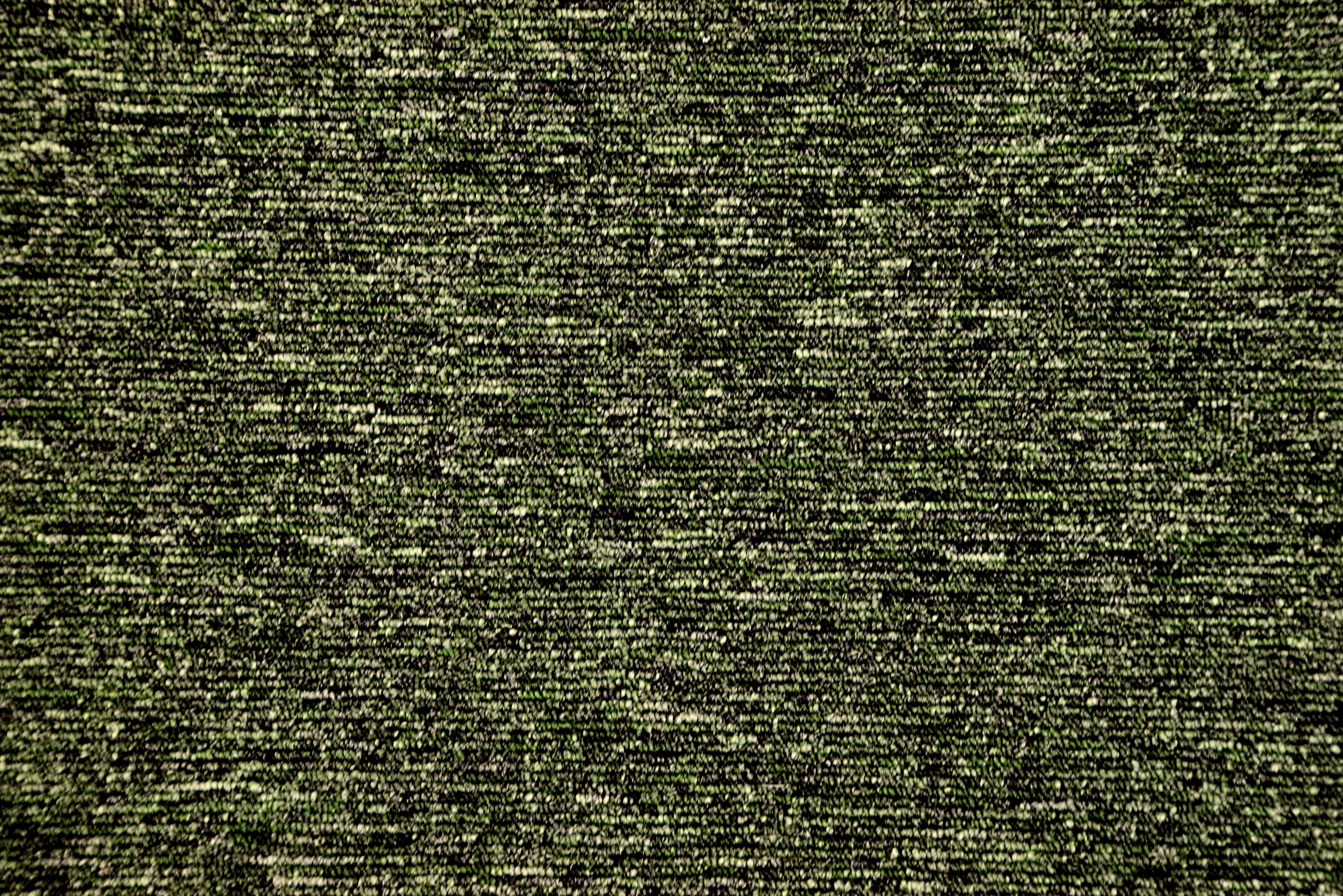 Levně Metrážový koberec Mammut 8048 zelený, zátěžový - Bez obšití cm