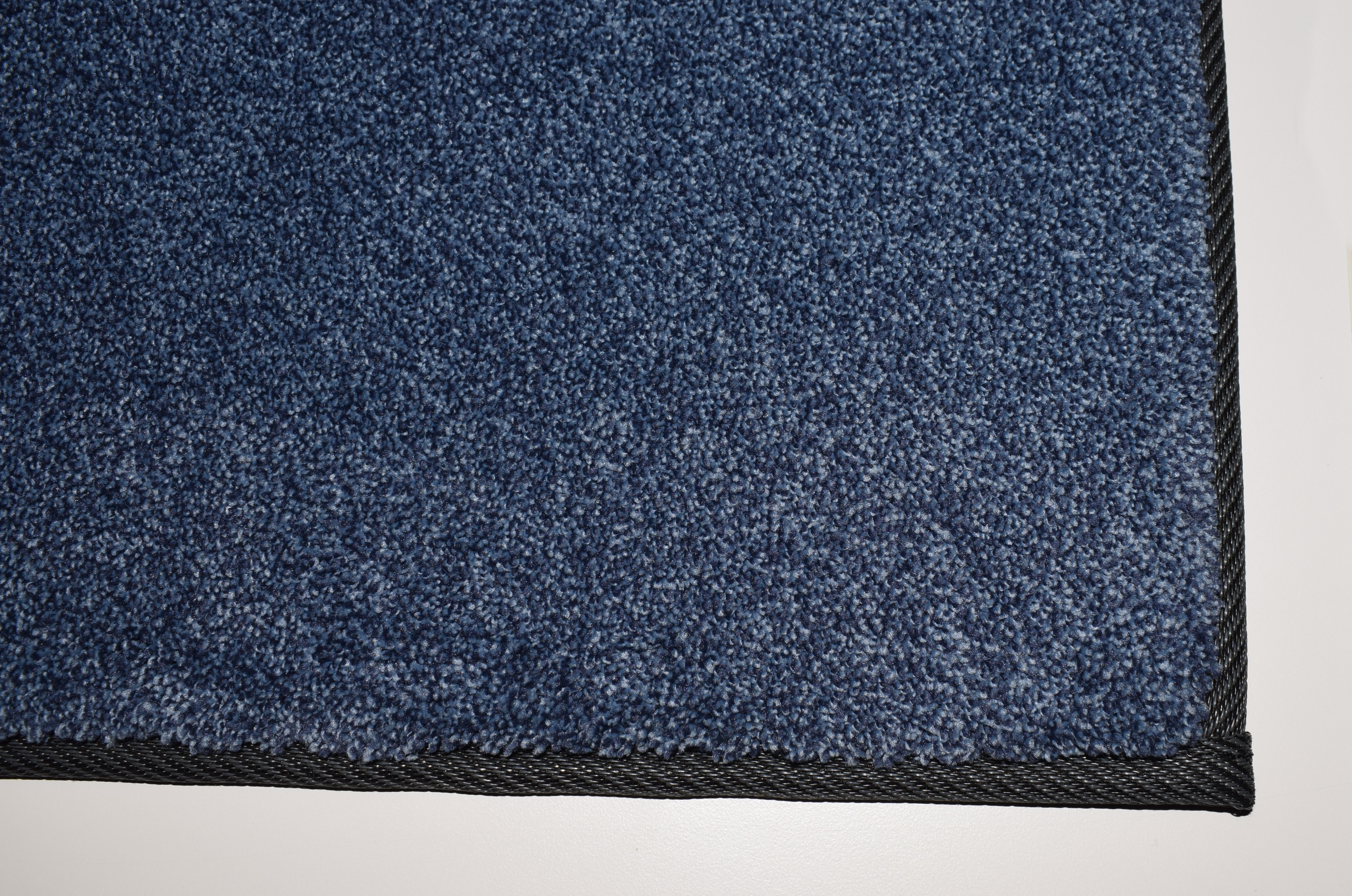 Levně Tapibel Kusový koberec Supersoft 710 tm. modrý - 200x200 cm
