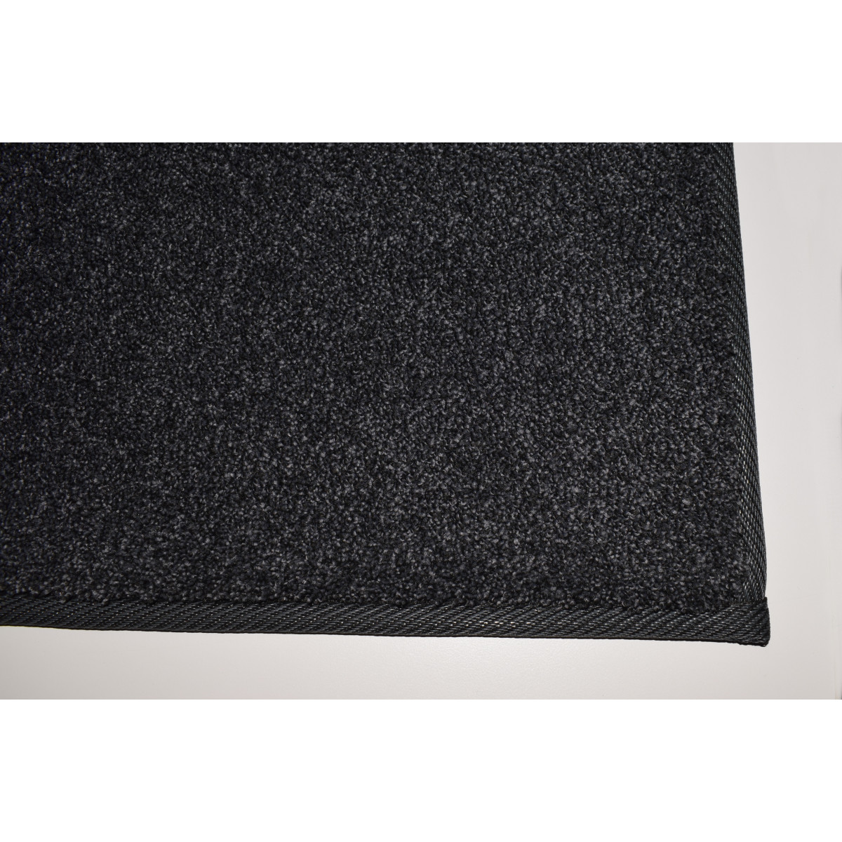 Kusový koberec Supersoft 800 černý